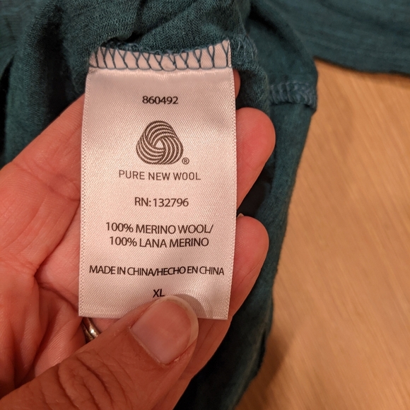 Wool underlayer shirt - Picture 4 of 6